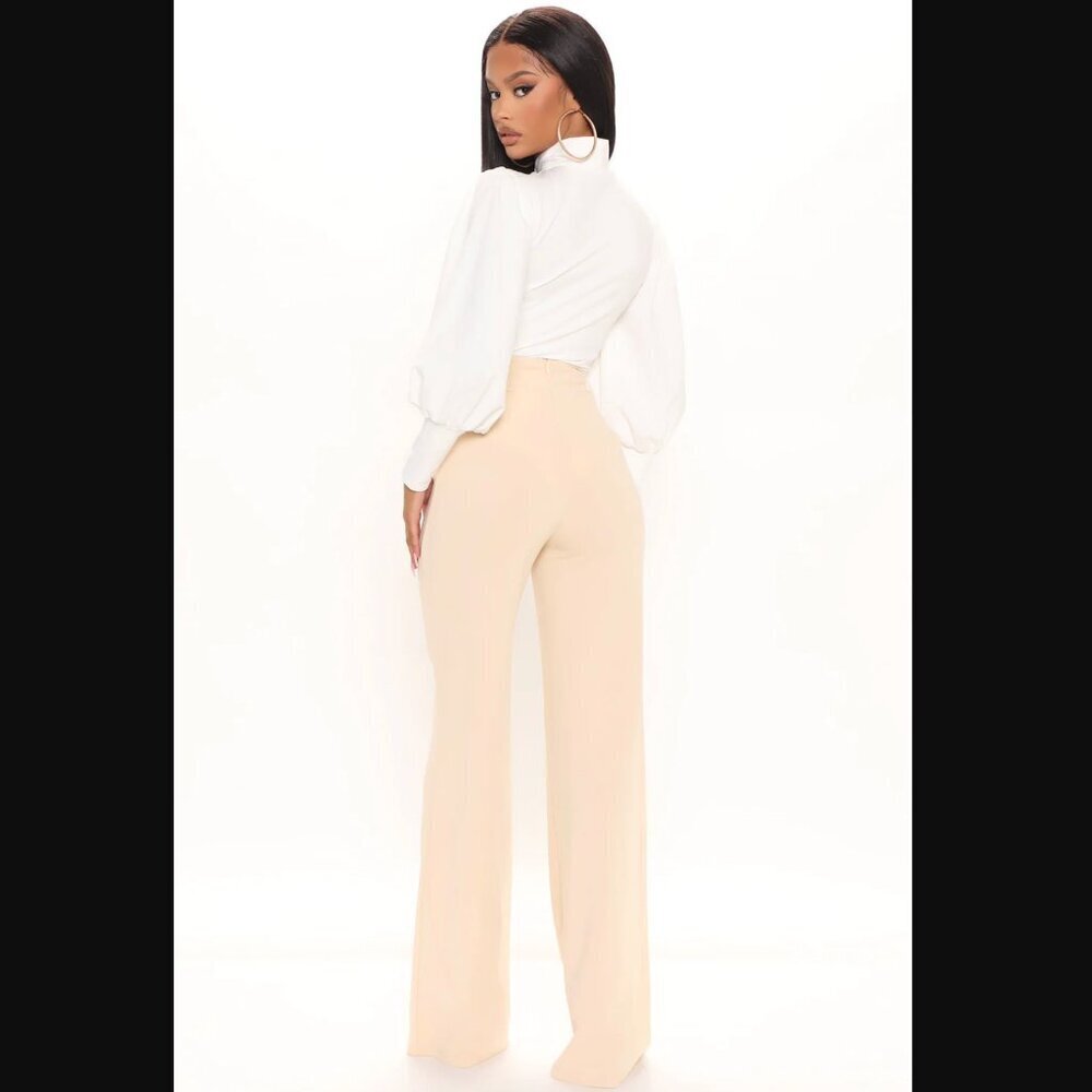 Fashion Nova Office Crush Wide Leg Pant in Taupe and Size Small - Picture 3 of 6